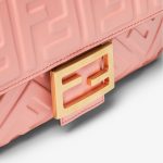 FENDI Baguette® Pink leather bag - Image 2